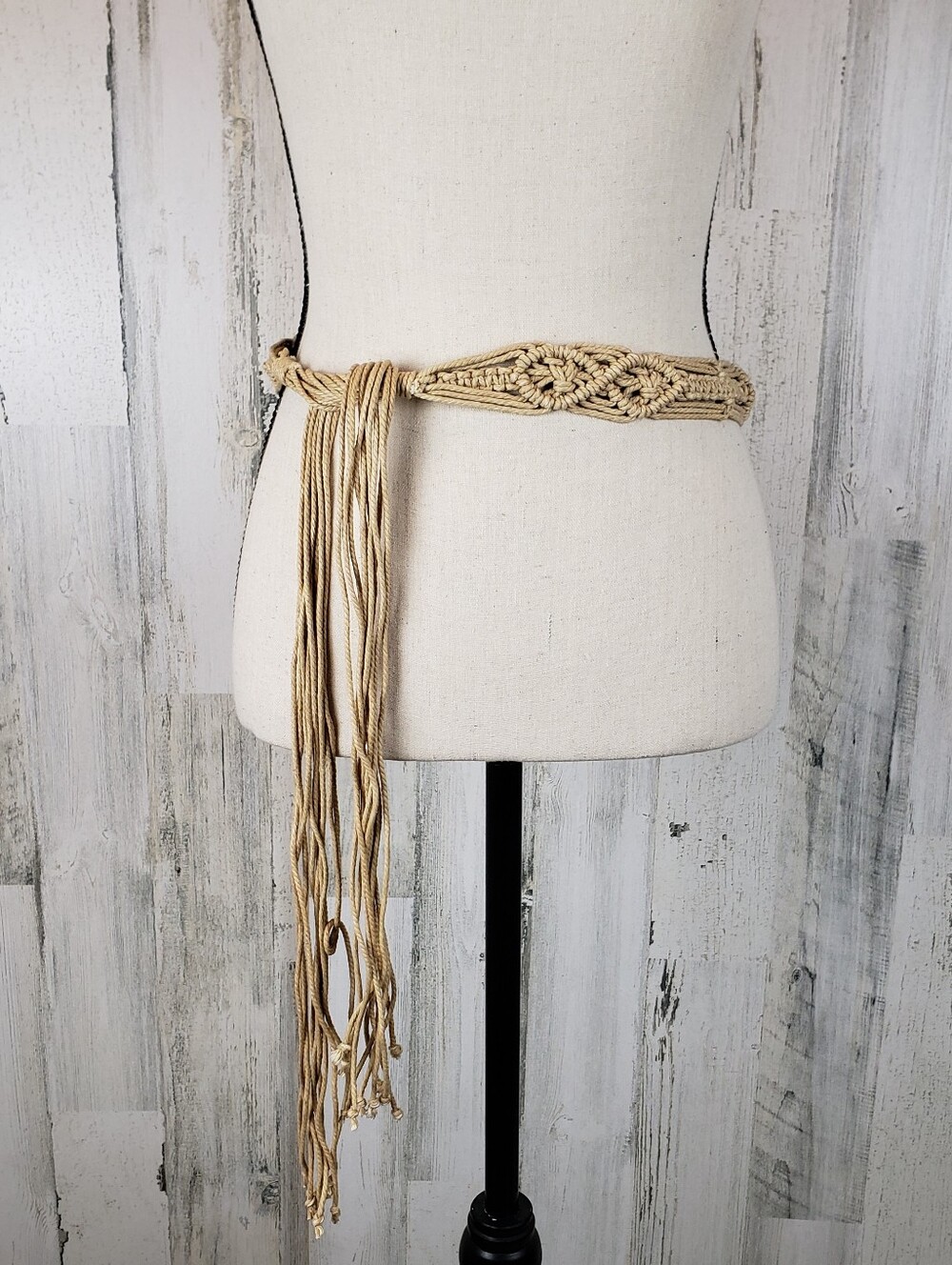 Boho Macramé Fringe Waist Belt in Beige